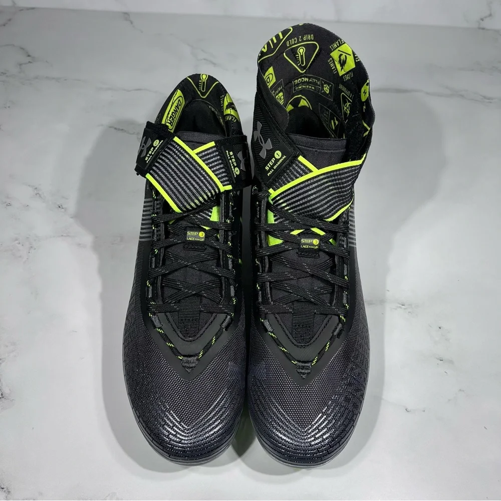 Under Armor Highlight MC Black Football Cleats